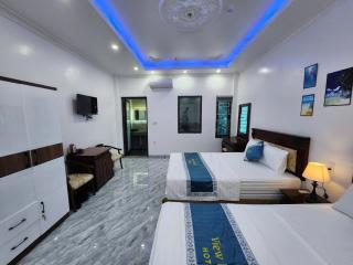 Sunrise Ocean Hotel & Rooftop Bar - 4