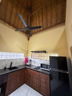 Puri Bali Bungalows - 3