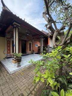 Puri Bali Bungalows - 2