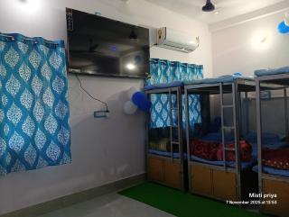 AC Comfort Guest House - 8