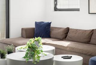 Stylish 2BR By the Beach - 4