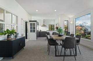 Million Dollar Views - Central Luxury + Hot tub* - 6