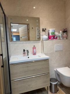 Chambre privée avec salle de bain - 2