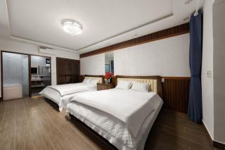 Kangaroo homestay - 1