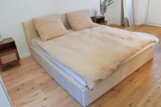 City apartment by the waterfall - 4