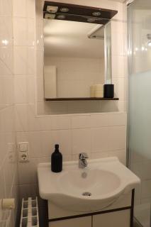 City apartment by the waterfall - 1