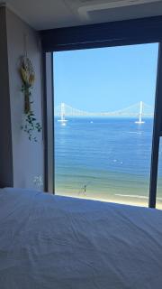 Charman Ocean View Sunrise 10 seconds to the beach - 9