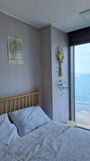 Charman Ocean View Sunrise 10 seconds to the beach - 2