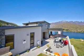 Ultimate Heights Queenstown Jaw-dropping views and Hot Tub - 5