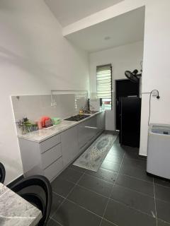 Pantai Sepat AA Homestay - 4