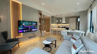 Onsen Suite Theme Park View - 3