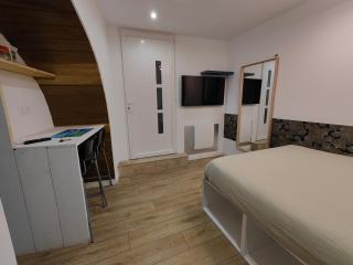 Chambre avec salle d'eau privée - 8