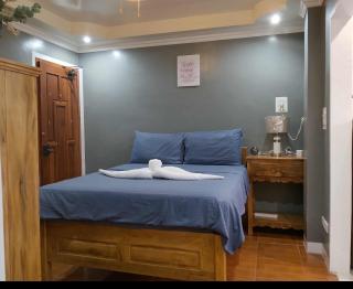 Lovely Bedroom in Lila, Bohol with WIFI, AC and Ref - 5