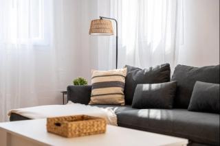 Spacious Deluxe Basement Ideal for 8 guests - 3