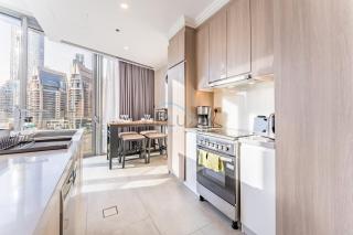 Stunning Marina View, Near the Tram and Marina Mall, Minutes Away from Ain Dubai and JBR Beach, Stella Maris, Dubai Marina by Deluxe Holiday Homes - 6