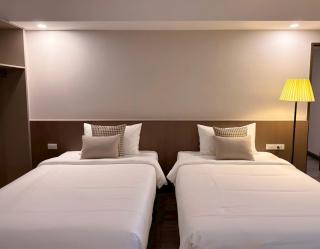 Miloft Suvarnabhumi Airport Hotel - 6