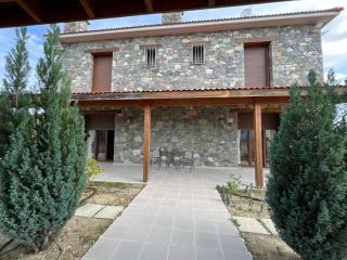 KYPEROUNTA HEIGHTs - 8