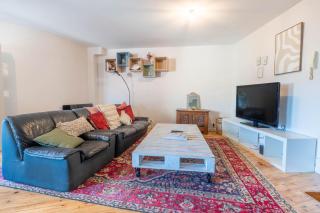 T2 chaleureux au coeur des vignes -vue place de Condrieu-long séjour possible - 1