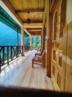 Yolo Hostel and Stays Sojha - 0