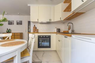 Glow Apartments - Chlebnicka, Gdańsk Old Town & Neptun Fontanna - 7