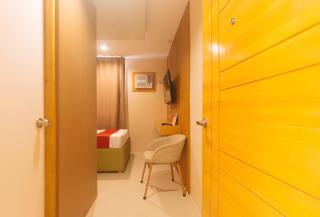 RedDoorz @ Benelio Suites Pavia Iloilo - 3