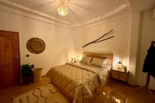 Ocean-View Apartment with Balcony - 5 min to Beach - 7