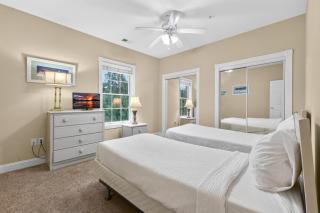 Magnolia Pointe Luster Leaf 4821-301 - 2