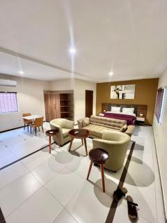 Elegant Studio Haven Offering Peace, Comfort & Style - 6