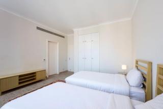 Luxury Stays in Golf Town Houses - Soma Bay - 8