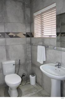 The Executive House - 5