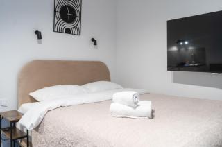 Zygmunta Standard Studio by BookingHost - 5