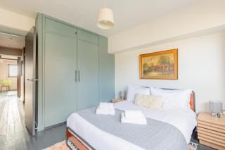 Gorgeously Designed 2BD Flat Heart of East London - 8