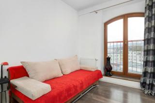 Cozy Apartment with a Perfect Location by Noclegi Renters - 9