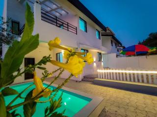 ll MOCKTAIL VILLA ll AC ll PRIATE POOL ll - 0