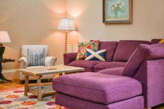 Bullfinches Barn - 8