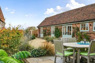 Bullfinches Barn - 6