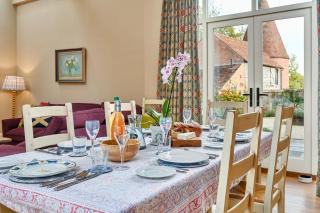 Bullfinches Barn - 4