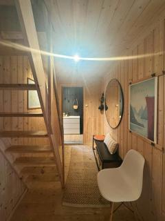 Cosy Family Cabin With Views And Sauna - 4