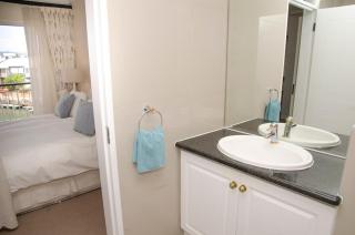 Lagoon View 2BR Getaway Perfect for Relaxation - 2