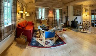 Traditional Log Cabin By Lake Mykletjønn - 2