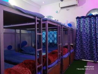 AC Comfort Guest House - 6