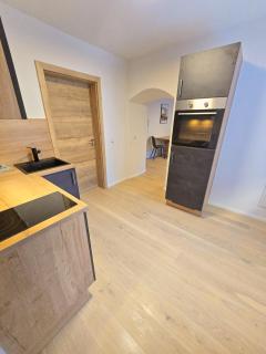 Stylish 1-Bedroom Old Town Retreat - 5