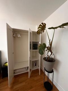 Modern 1-Bed Retreat, Close to Central London - 3