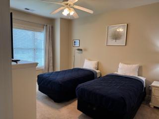 Magnolia Pointe Luster Leaf 4894-301 - 7