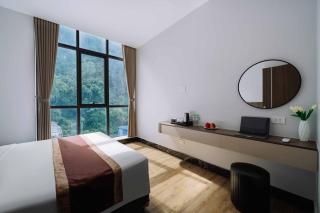 Viet Hoa Hotel & Residence Cat Ba - Rooftop Pool - 7