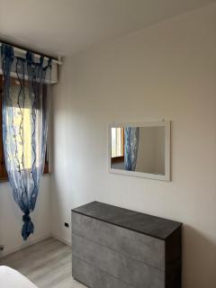 Botton D oro home Rozzano - 3