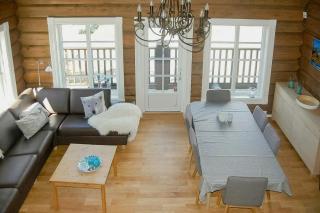 Log Cabin By Mostertoppen Ski Stadium - 9