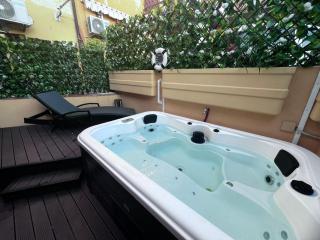 Anto's House 2 bedroom Gulf View home with Jacuzzi - 3