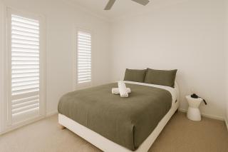 Creekside Manor - Spacious | Nature & Serenity - Holiday Home - 3