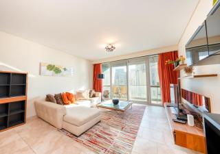 JBR High Floor 2BR Stunning Ain Dubai View - 5